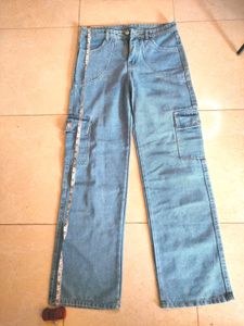 Light Wash Wide Leg Cargo Jeans 🪐🦢💌🕊️🐚🦪