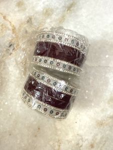 Traditional Indian maroon coloured Bangles chuda S