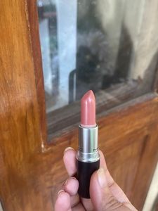 MAC Lipstick - Kinda Sexy