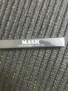 MAGIC Eyeliner & Seal Black