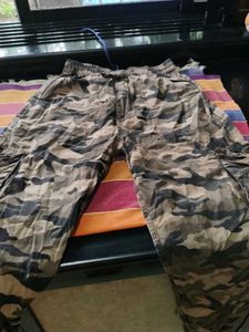 Men's Camo Cargo Pants