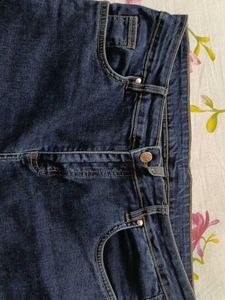 Classic Dark Wash Skinny Jeans