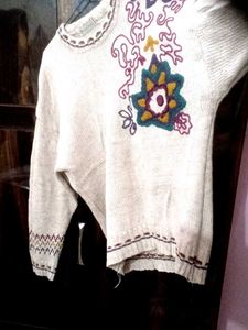 Vintage Knit Sweater cum woolen top
