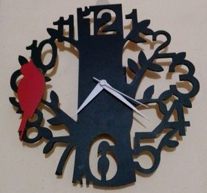 Red Bird Designer Wall Clock ⏰️