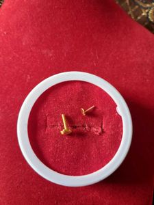 Tiny Gold Heart Nose Pin