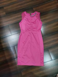 Chic Pink Sleeveless Dress
