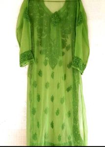 Green Embroidered chickenkari Kurta🌸