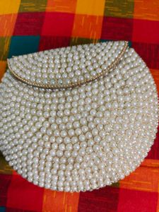 Elegant Faux Pearl Clutch Bag