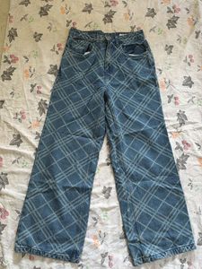 Unique Plaid Wide-Leg Jeans