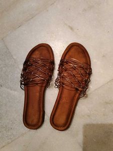 Stylish Brown Woven Slides