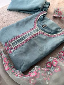 Elegant Blue Kurta Set with Pink Embroidery