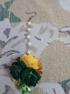 Floral Maang Tikka