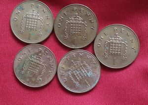 Foreign Coins Elizabeth1 Penny 5 Coins United Kingdom