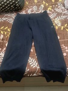 Comfortable women Dark Blue Cropped Pants