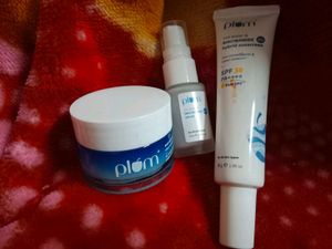 Plum Skincare Set - Sunscreen & Serum