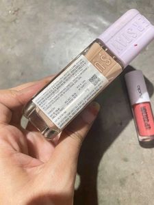 Maybelline Super Stay Foundation &amp; Lip Colour
