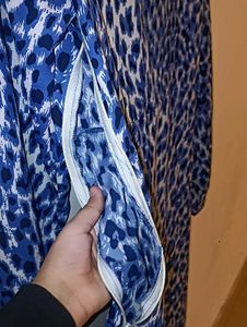 Chic Blue Leopard Print Dress