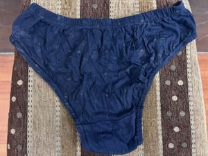 Comfortable Women's Briefs (combo of 7))