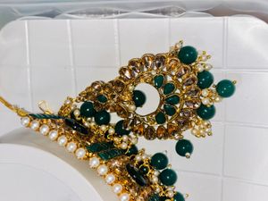 Stunning Emerald &amp; Pearl Jewellery Set