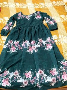 Beautiful Floral Print Maxi dress👗😍