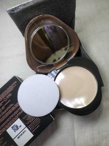Face Canada 3 in 1 Compact Foundation