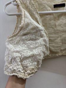 Cream Lace Trim Cropped Bolero