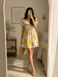 Beautiful Floral Print Dress