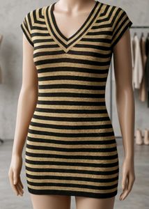 t-shirt top