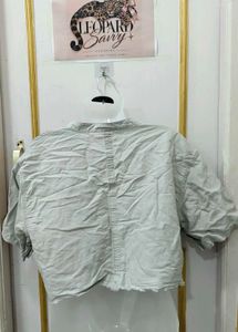 Lightweight Cropped Button-Up Shirt