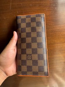 louis Vuition Luxury Checkered Bi - Fold Wallet