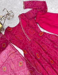 8 Mtr Fully Flair Anarkali Gown