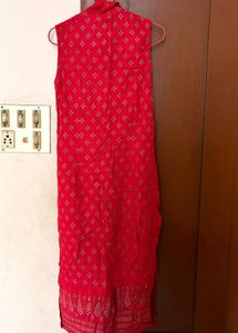 Vibrant Red Printed Sleeveless Kurta