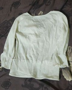 Chic White Ruffle V-Neck Top