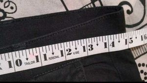 black pant