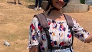 Pretty Floral Print top