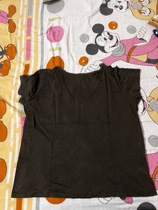 Basic Olive Green V-Neck T-Shirt