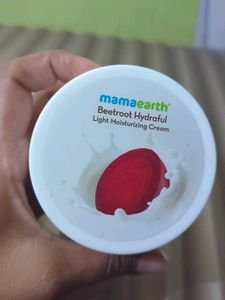 Mamaearth Light Moisturizing Cream