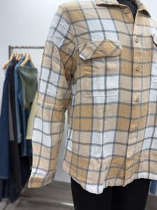 Men's Textured Button-Up Shirt