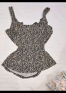 Chic Leopard Print Mini Dress