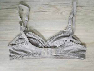 Dressberry Grey Solid Non-wired Bra! 🤺