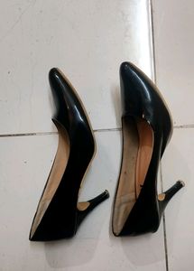 Black Stilitoes Heels