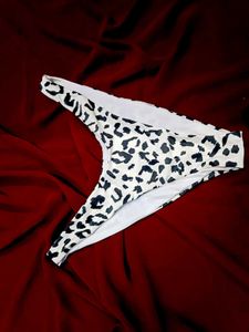 🇳🇿💫🎀Leopard Print Bikini Bottom