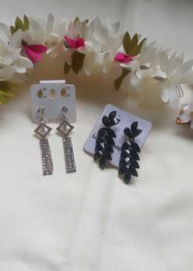 🖤Elegant Black Floral &amp; Crystal Drop Earrings💫
