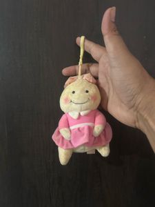 popular character Jibang-i dressed in a pink