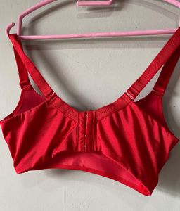 Red Tshirt Bra (padded)