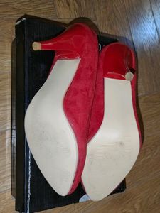 Red Heels Size 38 Very Good