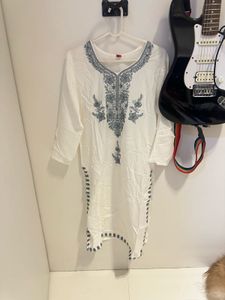 White Embroidered Kurta