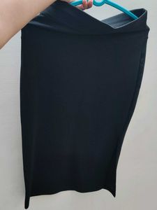 side slit black skirt medium length