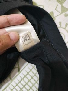 Reebok Black Sports Bra (M size)