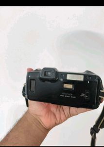 Minolta Riva Zoom 105i Quartz Date Camera